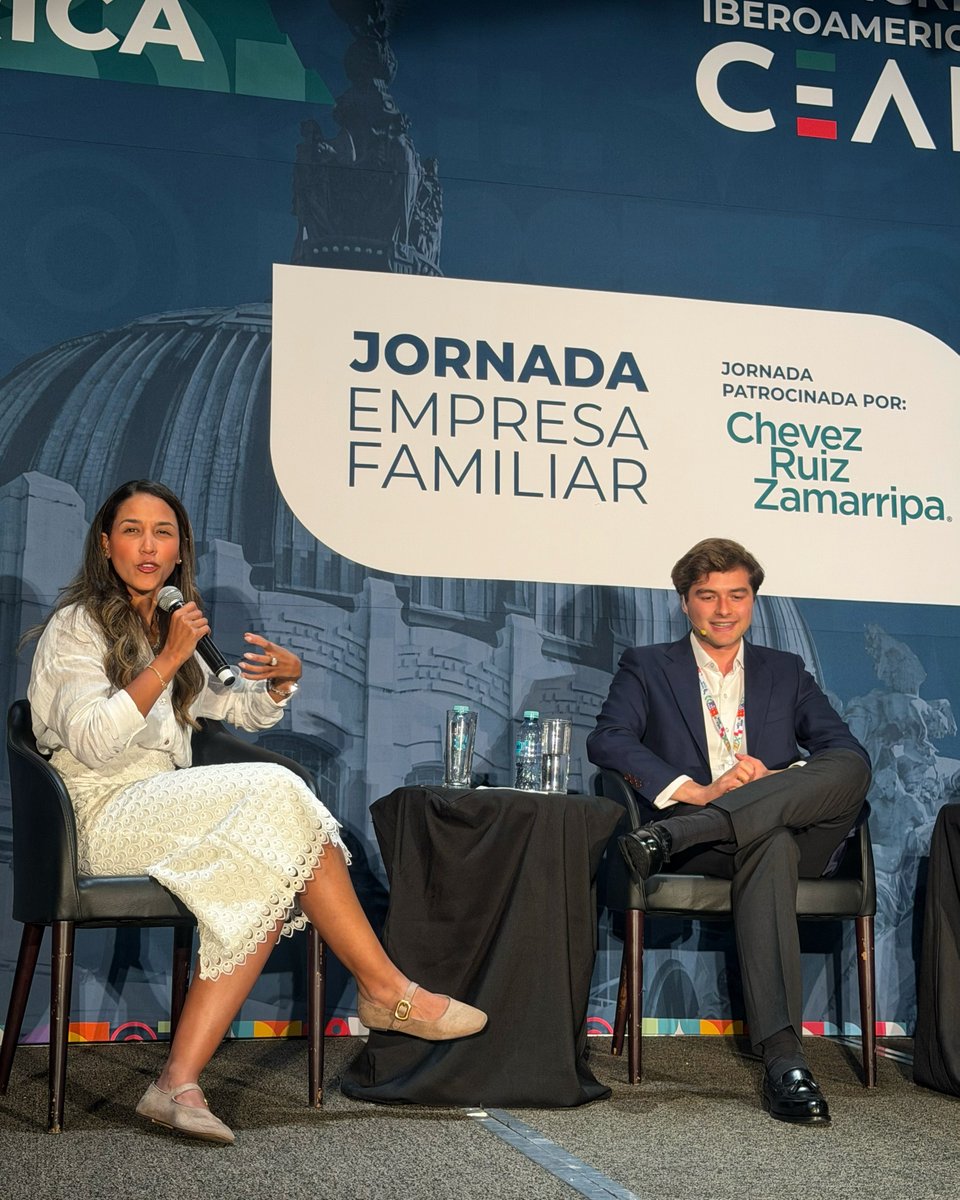 lascarvajalino's tweet photo. ¡Cuatro días en México que parecen meses! 🤯 Mucho aprendizaje transformador en @CEAPIconsejo, el epicentro de la Empresa Familiar.

Moderar el espacio NextGen y presenciar el diálogo generacional entre Nicolás Mariscal Torroella y su hijo fue un privilegio absoluto.🚀🇲🇽 #CEAPI https://t.co/eSTnasH1ev