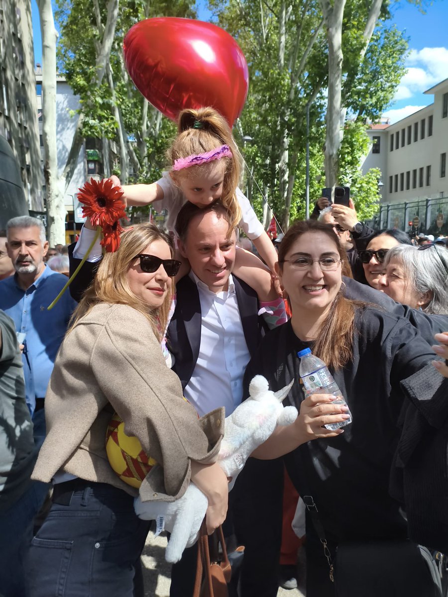 Deniz Yavuzyılmaz tweet media