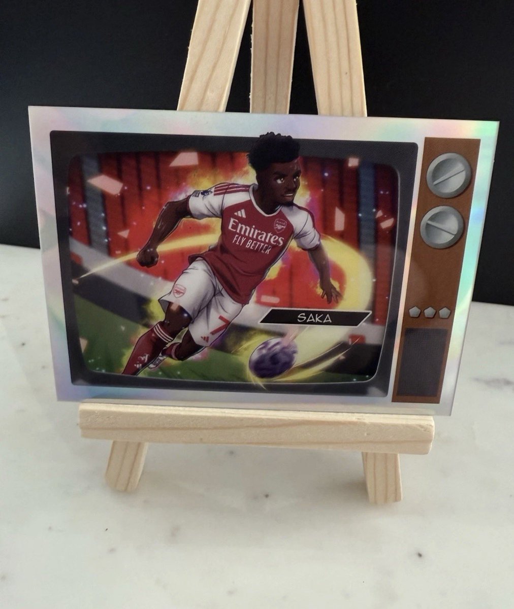 cryptoasis69's tweet photo. @CardPurchaser Finest idols from premier league finest and Anime Saka from premier league chrome https://t.co/9B6gpqVV00