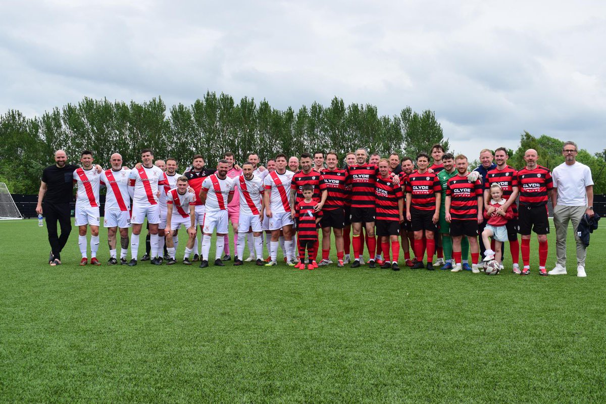 KirkyRobRoyFC's tweet photo. What. A. Day.

Brilliant players. Brilliant people. And a brilliant occasion for our Club Captain.

A huge thanks to Gordon Moffat and his Clydebank team and to referee Steven Craven for keeping things under control!

We hope you enjoyed your day, Walker ❤️🖤 https://t.co/ljNaAG3lur