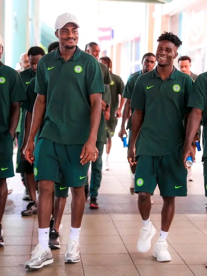9jaPlayersNews's tweet photo. 🚨𝗟𝗜𝗡𝗘-𝗨𝗣 🇳🇬 Nigeria Super Eagles XI vs Jamaica 🇯🇲

A. Okonkwo (GK)

C. Oputa
I. Ogbu
C. Nwaiwu
K. Igboke

S. Tijani
A. Yusuf
T. Nnadi
F. Azeez

R. Durosinmi
T. Moffi

#UnityCupFinal #UCL #PSG #ARS https://t.co/9NrL4FcSxr