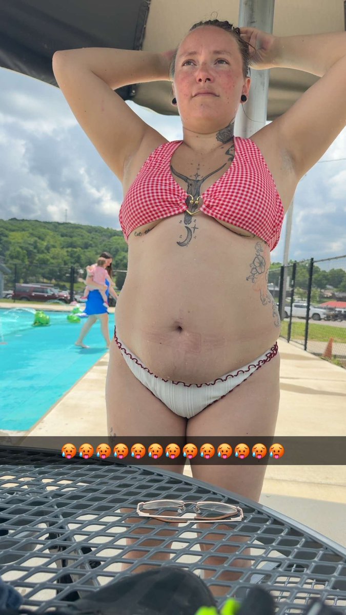 tattedfiremama's tweet photo. Good day to be wet😜@OnlyFans @Unitedbabess https://t.co/rIjiL548DI https://t.co/OLCZDtfq44