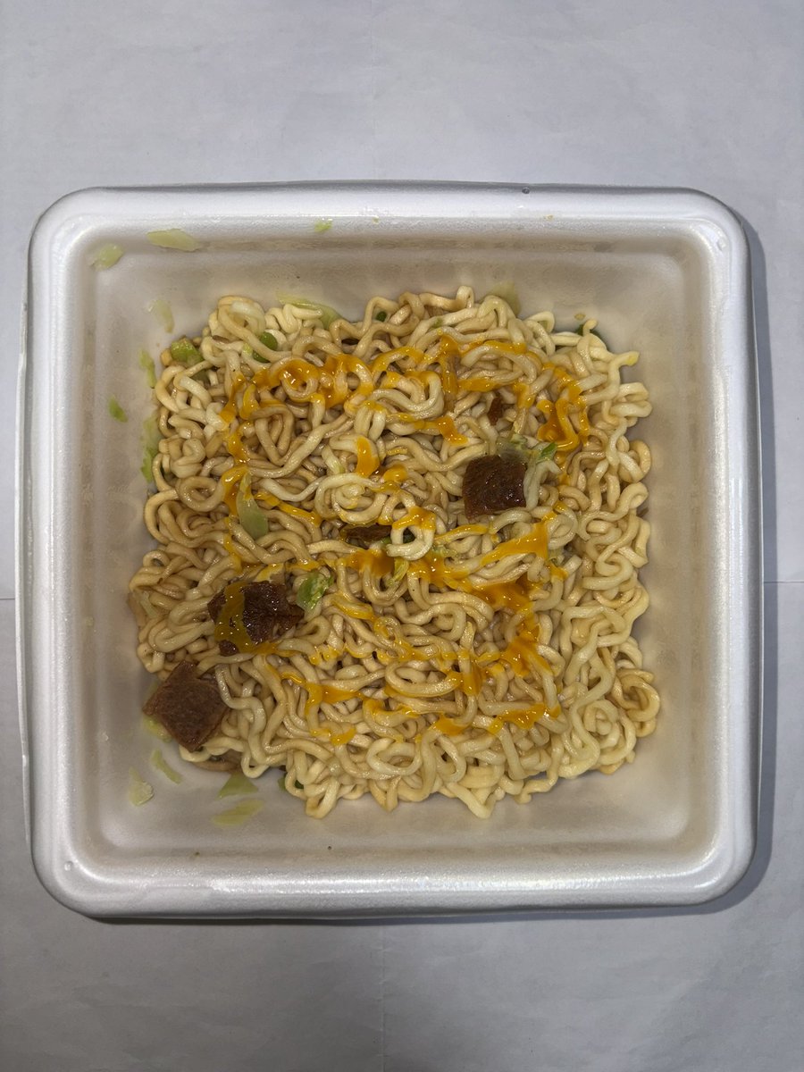 tomoyuki350's tweet photo. 明星食品の新発売のNEO油そば TOMORROW NEVER NOODLES 監修 舞茸香る牛油そばを食べたよ。ホットコーヒーと良く合って美味しかったです♪#明星食品 #ＮＥＯ油そばＴＯＭＯＲＲＯＷＮＥＶＥＲＮＯＯＤＬＥＳ監修舞茸香る牛油そば #ホットコーヒー☕️ https://t.co/9wPGp7FYQT