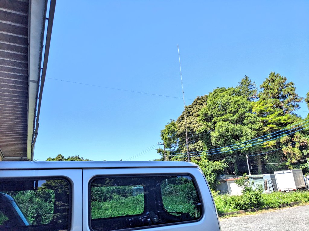 pasox73's tweet photo. 今朝はアンテナ付けて久しぶりに元気コールにチェックイン出来た
この10mオールモード機何処にあるのだろう
多分仕事場の何処かに埋まってる気がする
あれからもう6年も経つのか
確かにあの時四日市P入る手前で、おきなわRMさんと出来たんだったよな〜
久しぶりにPRO STAR 400を触って見たくなる。 https://t.co/KU1HrN4zno