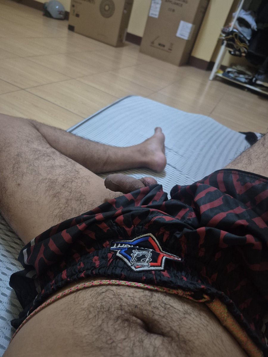 saksit48092396's tweet photo. มาอมควยให้หน่อยครับบ https://t.co/DHOzilTVOR