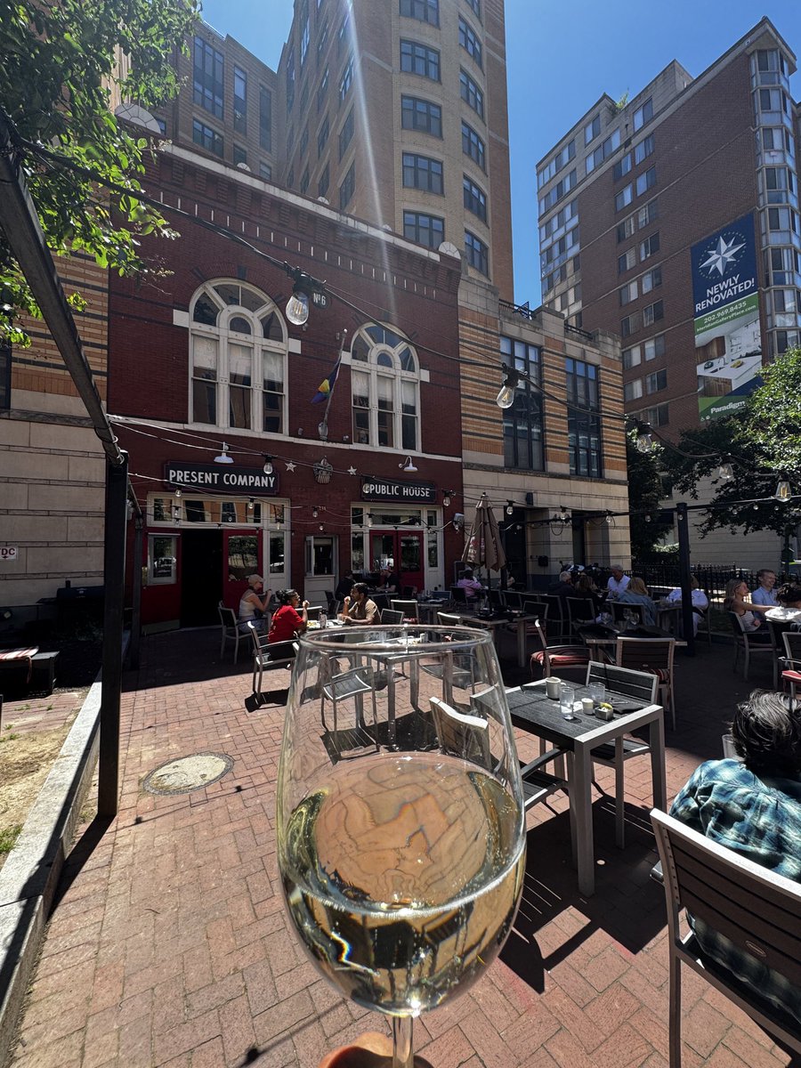 ChezWu's tweet photo. End of an era. Thanks for getting us thru Covid with your delicious wings, burgers, and Tuesday Trivia. You’ll be missed.
@presentcodc https://t.co/2t0T7ERjpw
