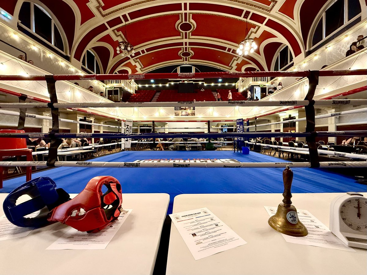 crueljohno's tweet photo. An evening of Amateur Boxing courtesy of @Lochend_ABC 

📍Portobello Town Hall, Edinburgh https://t.co/G3t1b0FkXt