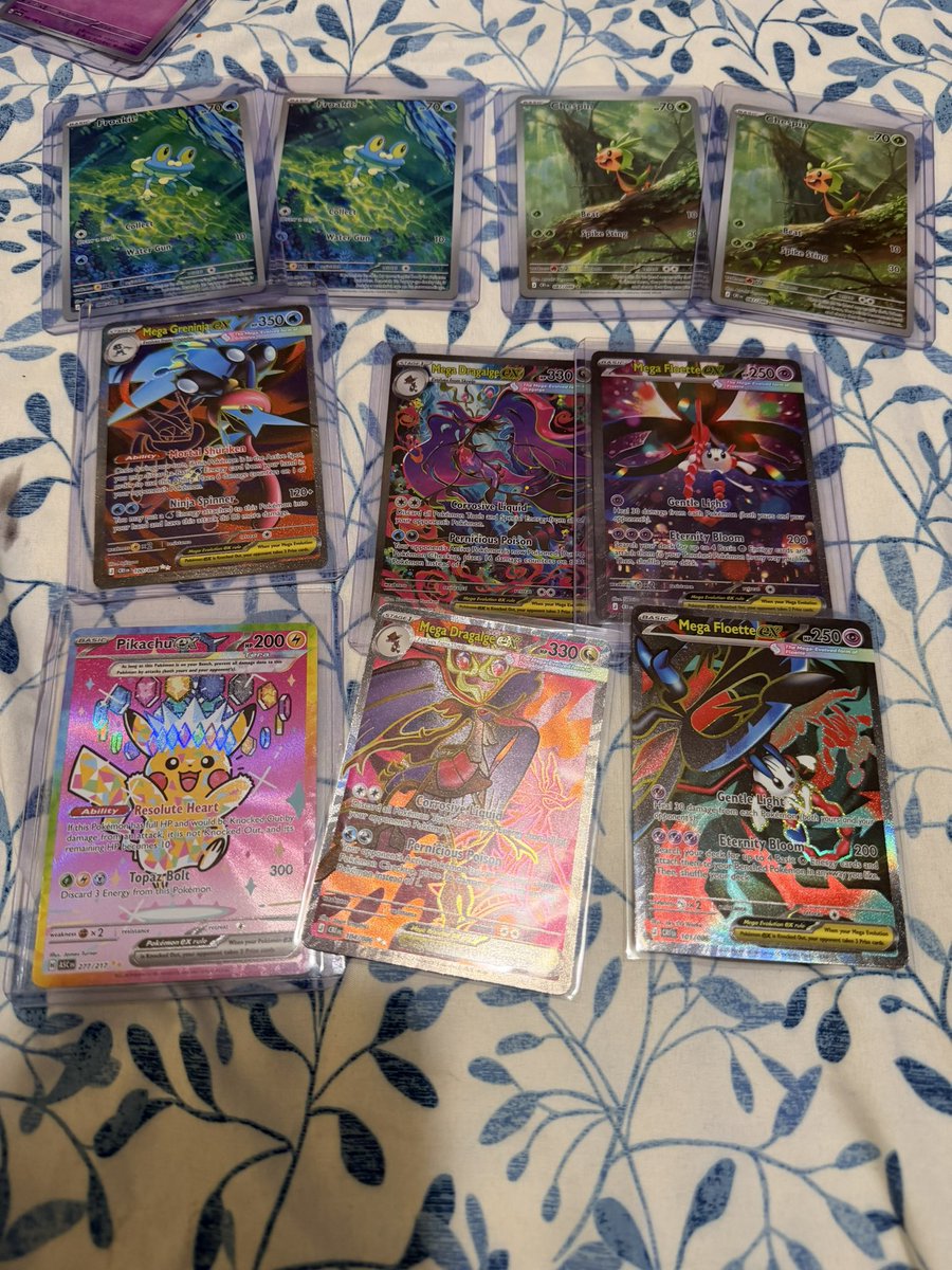 DatsDanny12's tweet photo. 100 packs later no Gren SAR…
100 packs again in two weeks https://t.co/Wb9Gvuh4tk