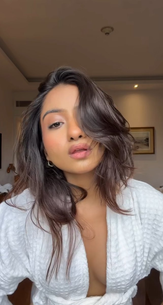 Goszips's tweet photo. What a beaut! 🤤 🤤 🤤 https://t.co/CDfPM9refl