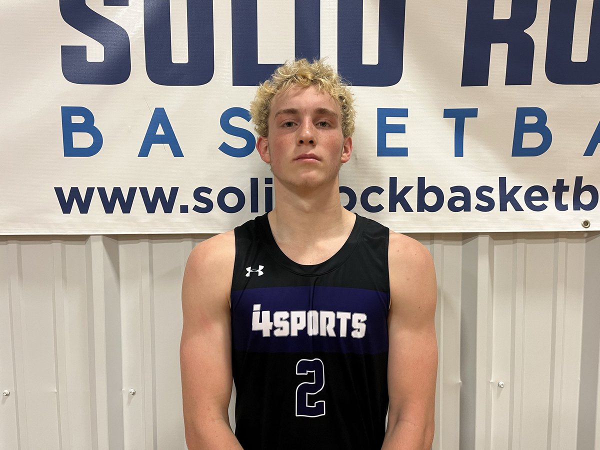 PrepHoopsOK's tweet photo. Typical all effort, powerful game from @MattyRayMason for i4. Along with his explosive finishing off the bounce, he caught fire from beyond the arc. The impressive 2027 guard continues to be one of the more productive prospects in #okpreps https://t.co/yE91UxeYhy