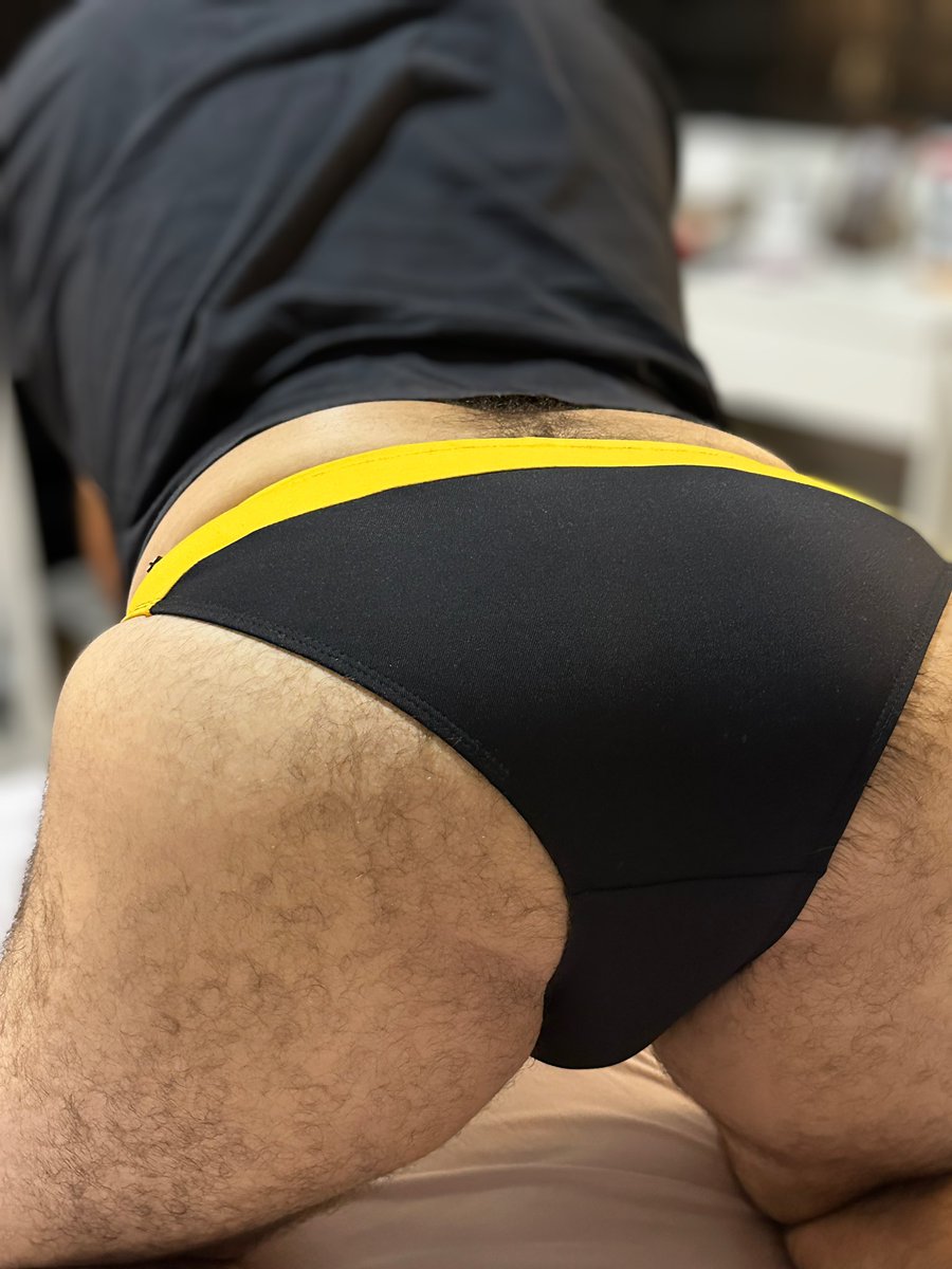 Rodspeedo's tweet photo. Essa está boa para passar a tarde em casa, né #sunga #speedo #swimwear #swimsuit #speedofetish https://t.co/PI9C58Qamv