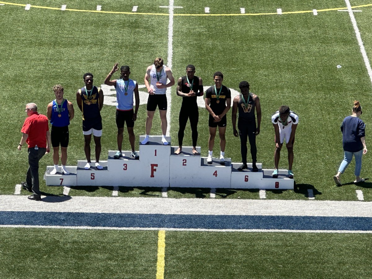 VASJ_TF's tweet photo. Congratulations to John Gibson for punching his ticket to the OHSAA DIII State Championship Meet in the 200m!!! https://t.co/oejwCCpiEM