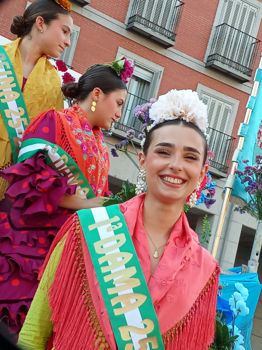 tiradecontact's tweet photo. Reinas Mayas Andalucía Leganés https://t.co/o9DlO1jo1x