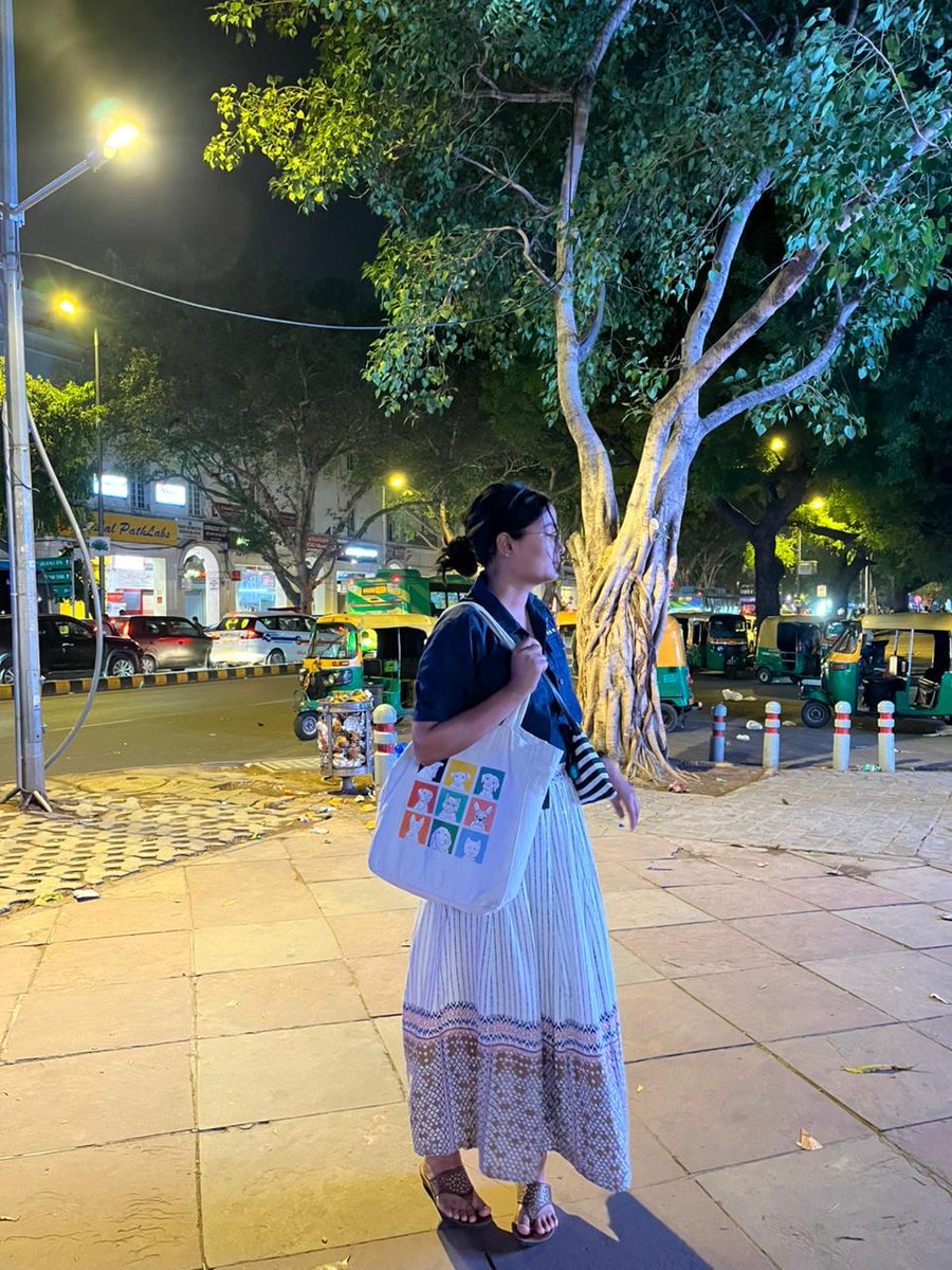 _may_fly_'s tweet photo. after long 
cp
skirt day 
weather is nice 
☁️ https://t.co/fONz7Z2E8J