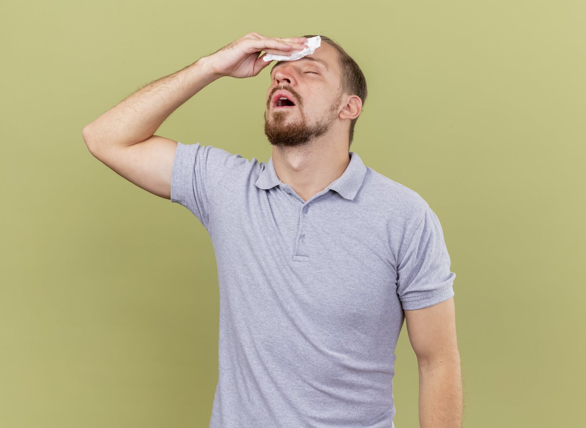 MedLearnHub's tweet photo. Q. A patient feels shaky, sweaty, and dizzy after skipping meals. Which condition is most likely?

A) Hyperglycemia.
B) Hypoglycemia.
C) Hypernatremia.
D) Hypercalcemia. https://t.co/WoXJfrXldy