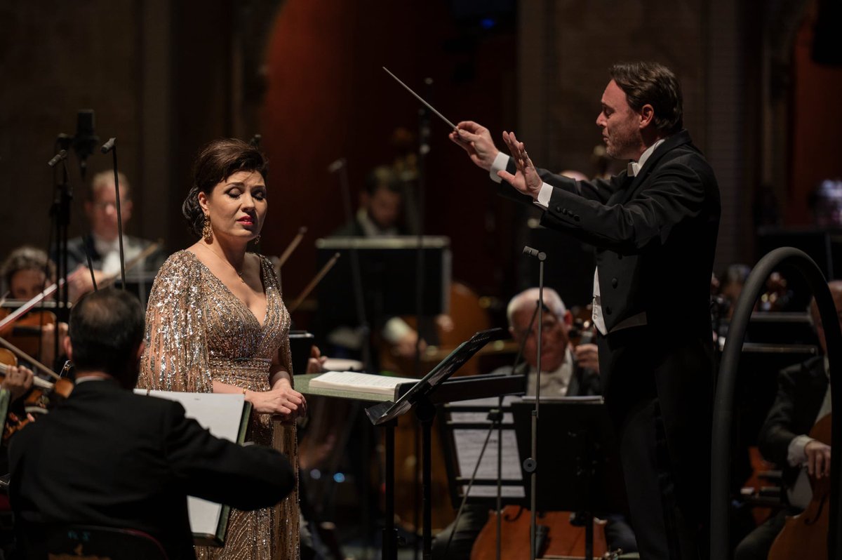 MarinaRebeka's tweet photo. Happy for debuting Strauss’ Vier letze Lieder in 2 continents in a week.  @Tokyo_Symphony #lorenzoviotti and @Opera_di_Roma @M__Mariotti https://t.co/89tu4brtyO