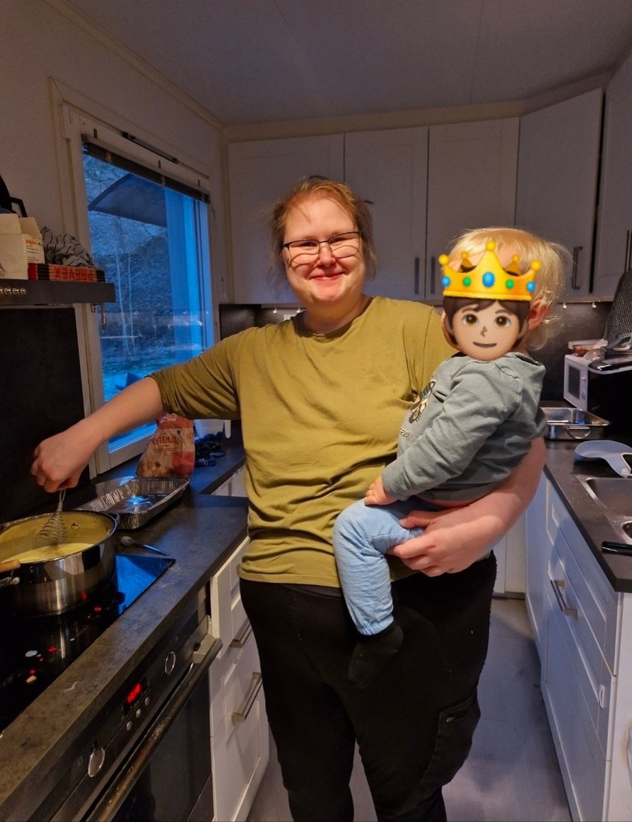 Mildurrr's tweet photo. Tänk att han redan blivit 2 år, Albert 🥺 detta har naturligtvis firats ordentligt, bland annat med en tårta på ordentliga 5.8 kilo. Tiden går alldeles för fort känner jag, men samtidigt är det fantastiskt att han börjar prata mer och mer! https://t.co/3xUA6IXWwi