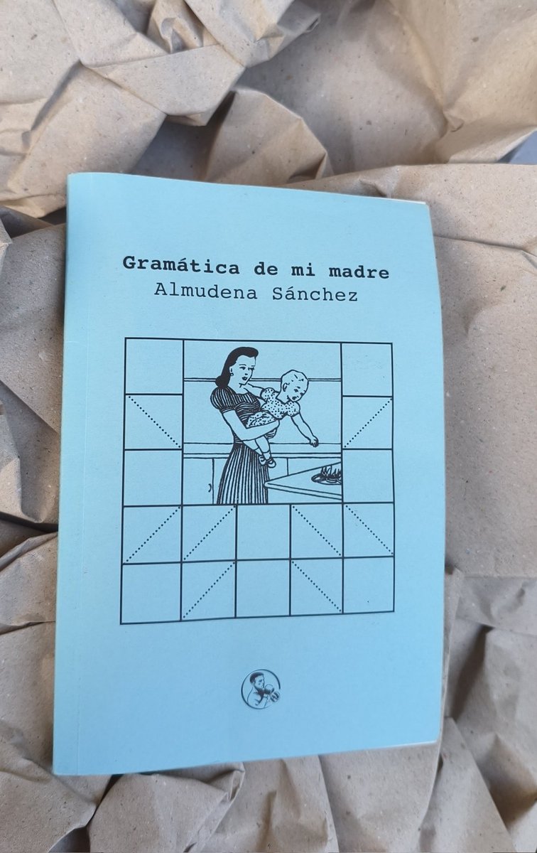 ManuelGarciaOri's tweet photo. Fotos bonitas para los libros que llegan. Gracias a Rafael Camarasa, a David Delfín y a Almudena Sánchez. ♥️📖 @Vuelo7988 @launarota https://t.co/JQ4AMYxbv6