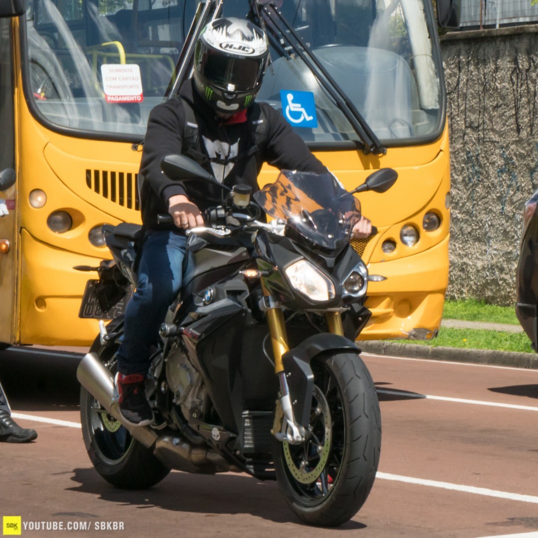 MoreMotorcycles's tweet photo. #BMW S1000R

📷
IG: sbkbr https://t.co/sifF1rMEKM