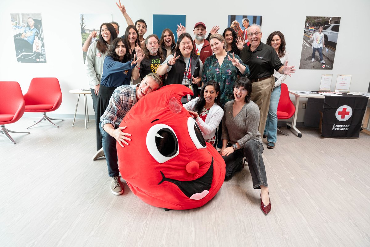 RedCrossNorCal's tweet photo. That happy, giddy feeling after donating? That’s you saving lives! Take it from Buddy the Blood Drop!

Make your appointment at https://t.co/KDMiCFuM1F, roll up your sleeve and be someone’s hero today 💪 https://t.co/DriTU7UQDC