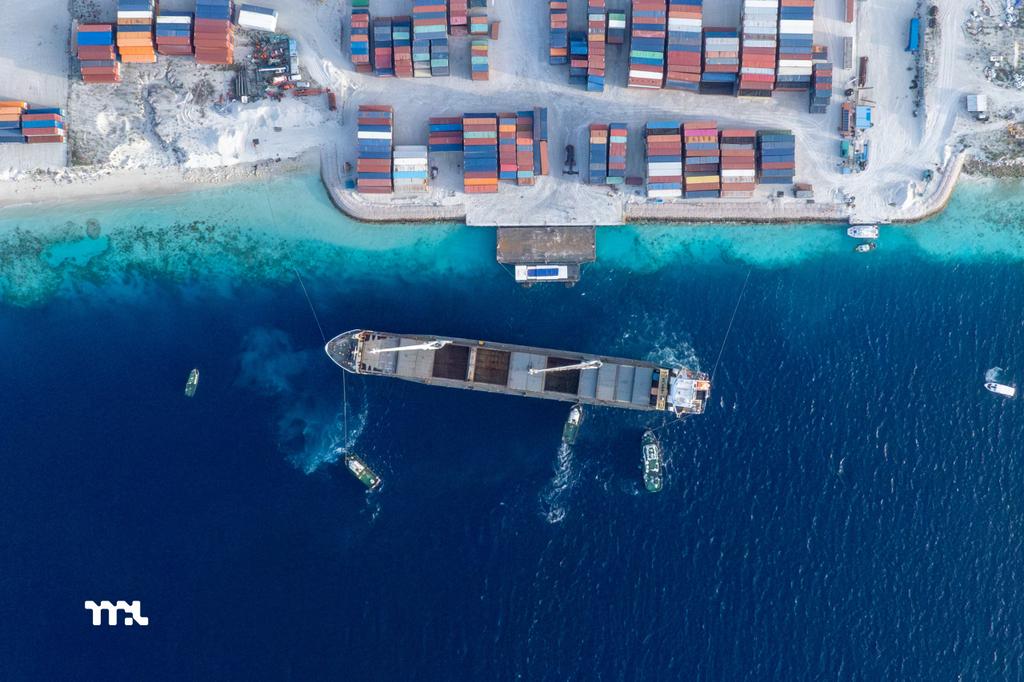 Portmv's tweet photo. In our effort to relieve port congestion, MPL today carried out a trial berthing of a container vessel at our Thilafushi berth.

The MSS Galena berthed successfully, and empty containers are now being loaded.

This will ease congestion and improve vessel turnaround times now, bridging the gap until our new Thilafushi container port comes online in November 2027.

A special thank you to #TeamMPL, whose dedication and hard work made this possible, and to all stakeholders for their valued support and contribution.

We are also working diligently on several other interim measures to ease congestion. Stay tuned.

#MaldivesPortsLimited #MPL #PortMV #MPLHidhumathugaa