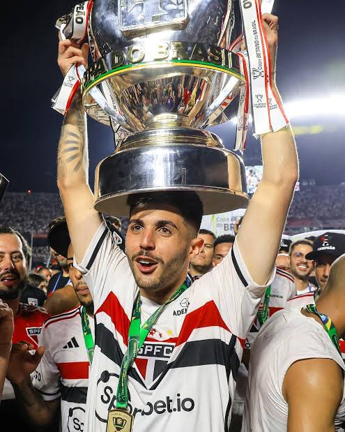 centraIsaopaulo's tweet photo. Se tem Cotia, tem TÍTULO! 🇾🇪🇫🇷

🚫 Sem Beraldo: ZERO Champions
✅ Com Beraldo: DUAS Champions

Parabéns, @PSGbrasiln 🏆🏆 https://t.co/3pve0YOB8C