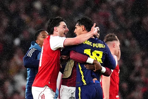 rubennatm's tweet photo. Uy. Que pena @_DeclanRice https://t.co/P2pcHskNZ1