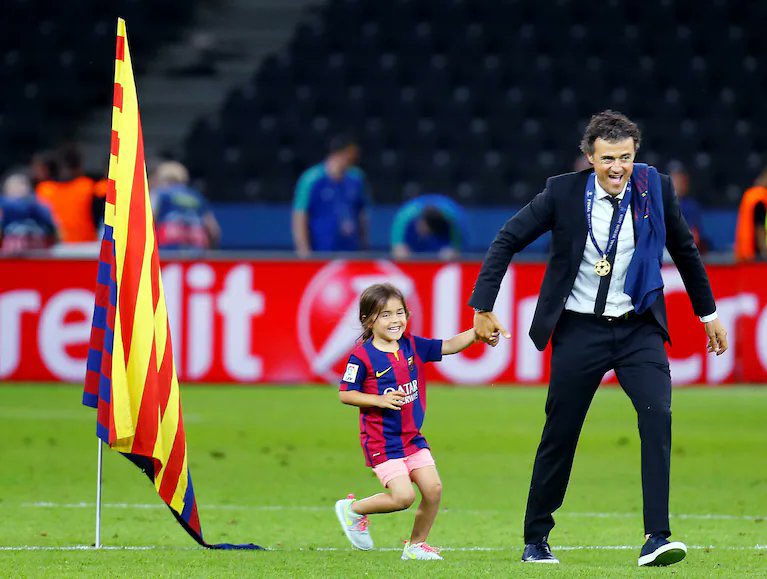MenILoveFCB's tweet photo. @FCBarcelona_es lo único bueno del dia de hoy ❤️ https://t.co/Qep3eKRbz2