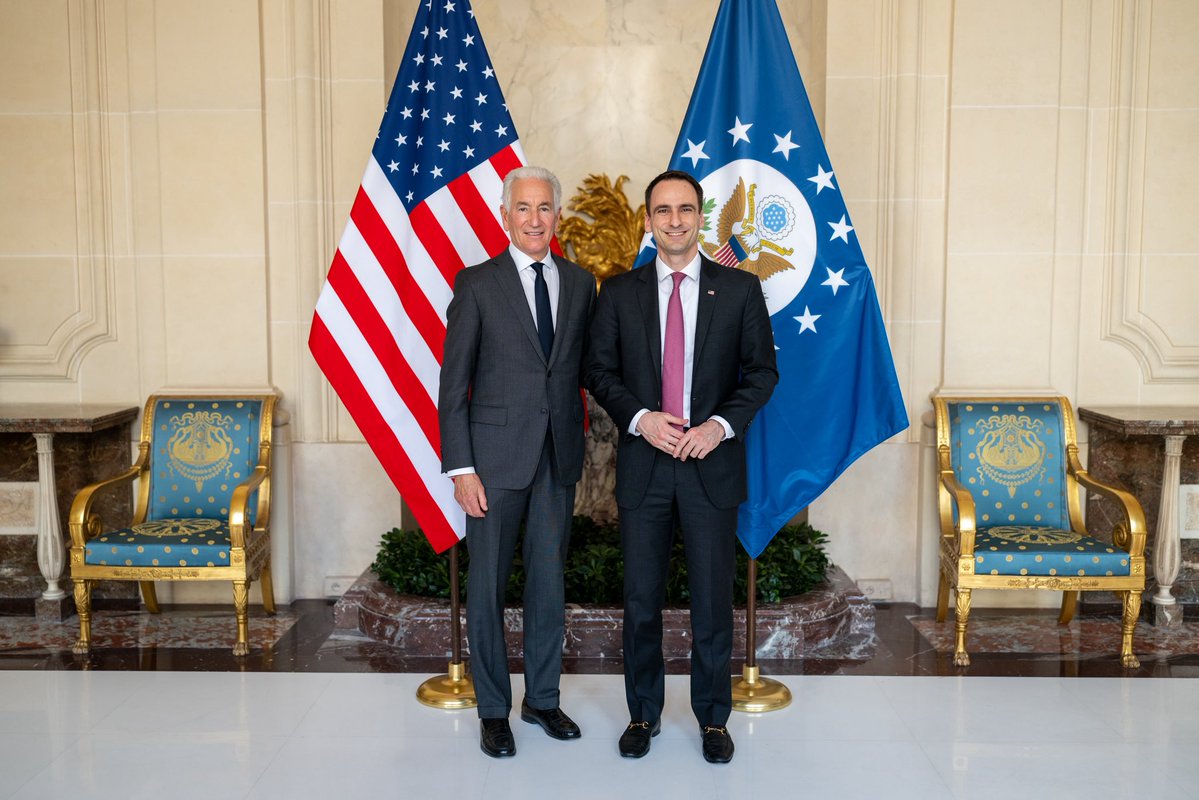 mkratsios47's tweet photo. So grateful for the warmth, generosity, and exceptional hospitality of @USAmbFrance Kushner and his wife Seryl this week in Paris. A wonderful welcome as we geared up for the @G7 Tech Ministerial. 🇺🇸🇫🇷 https://t.co/9hzRw1sgRV