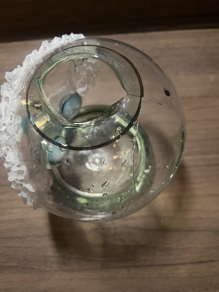 naosomam's tweet photo. 最悪
やっちまった自分で2度目
2週間は立ち直れない https://t.co/FWhnMi4vGZ