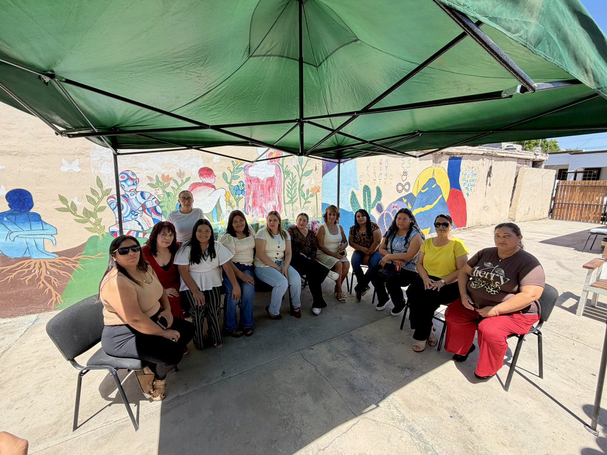 UniquePeopleHmo's tweet photo. Es el último sábado del mes y eso solo significa una cosa: ¡tuvimos nuestra actividad Mujeres Valiosas! Con mamás de De Corazón Azul, A.C. 💙 a quienes agradecemos enormemente nos hayan abierto las puertas https://t.co/9vow0y1onO