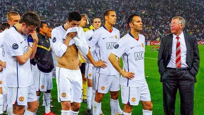 MelodyUnited's tweet photo. Cieeee nyamain rekor Manchester United, dua kali kalah di final Liga Champions.

Cieeee cieee https://t.co/ZaO7nSgEdl