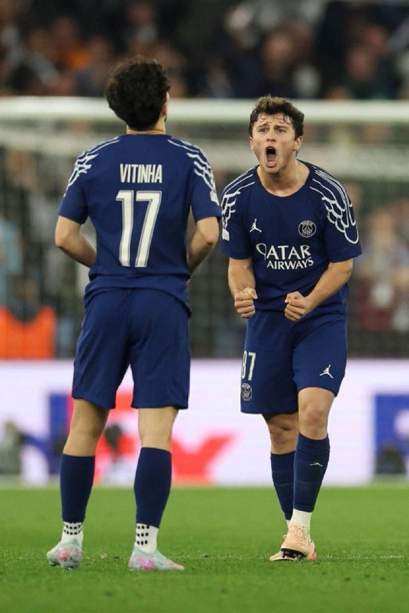 ch0rabebe's tweet photo. Messi, Neymar e Mbappe - 0
Vitinha e João Neves - 2
Uma lição de vida retirada do futebol https://t.co/HXqSyQRqVu