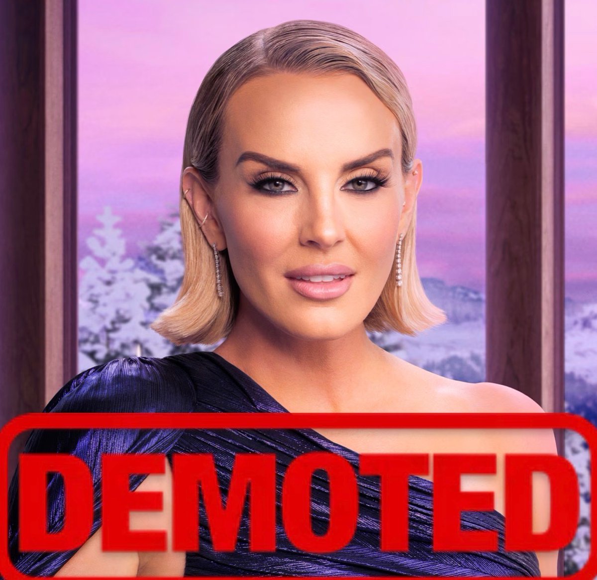 𝕤𝕠𝕟𝕛𝕒’𝕤 𝕥𝕠𝕨𝕟𝕙𝕠𝕦𝕤𝕖 tweet media