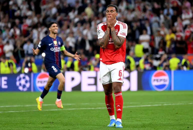 0xsolvix's tweet photo. PSG UEFA Champions Season 2025/2026

It was great decision to back PSG after extra time depsite fatigue factor & PSG ball possession 70-75% during 120 mint play.

PSG has edge over Arsenal when it comes penalties, specially strong squad + goalkpeer, took entry on polymarket on PSG at 49% implied probability, made 500$ easy profit.

Did you trade on it?