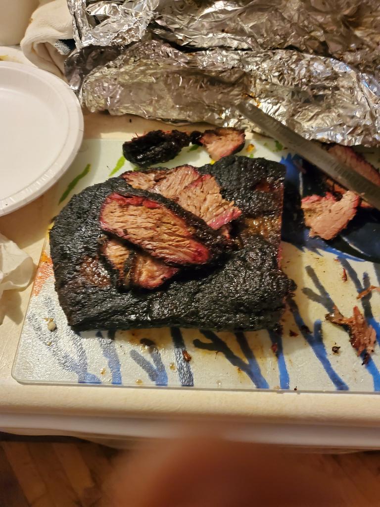 GattWilliam's tweet photo. @TasteAtlas @pescariatw @RedsEatsMaine @franklinbbq @SchwartzsDeli @Chacho_tuc @FuentealemanaCL @KatzsDeli @Schwabls @amatosinc My brisket that I make sandwiches from https://t.co/XDVxErccl5