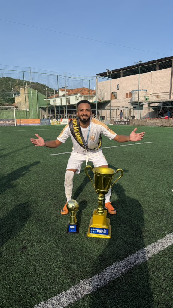 96Drope_10's tweet photo. Campeão carioca ✅🏆
Melhor jogador ✅🔥 https://t.co/r5QsyLh1bw