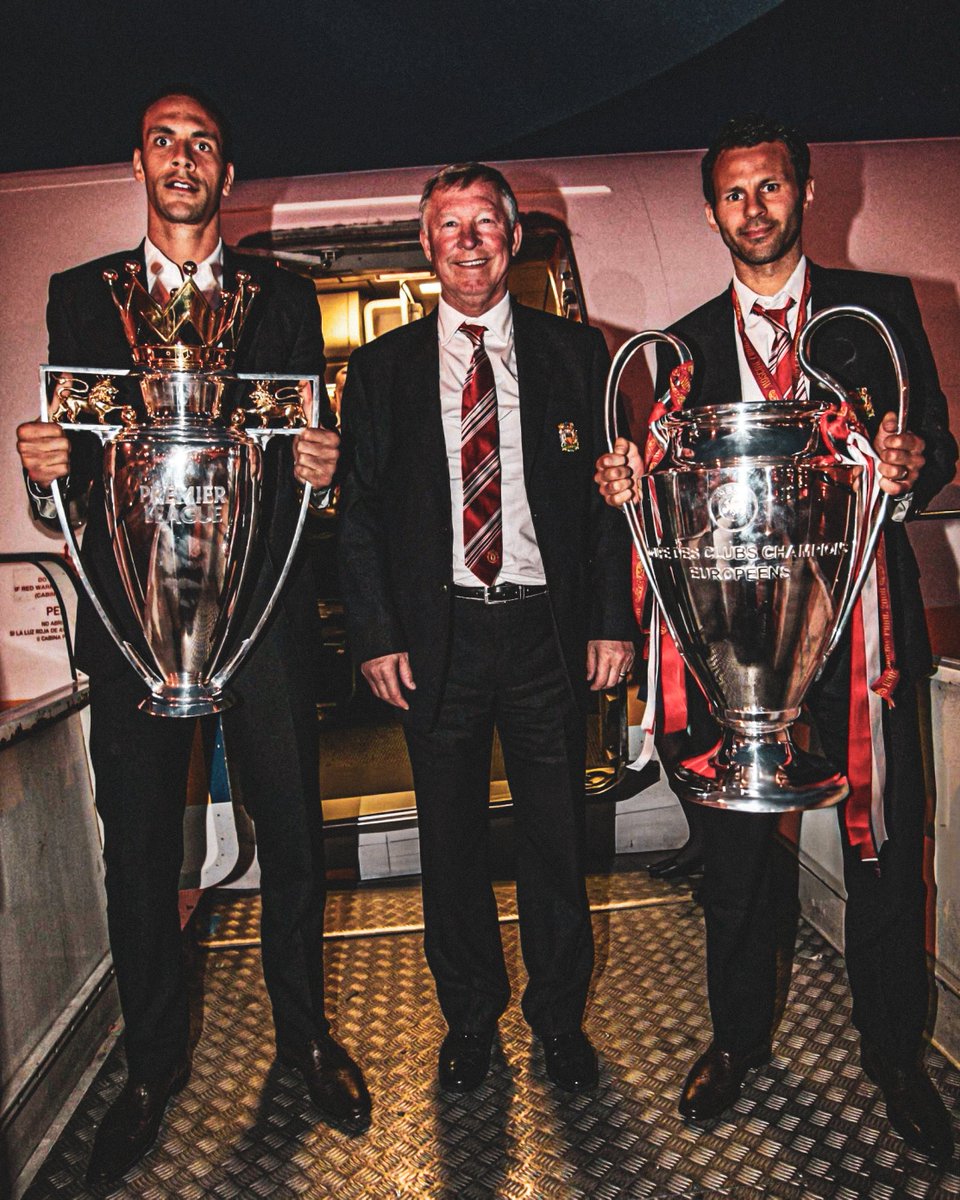 utdsnaps's tweet photo. I dare Arsenal to recreate this. https://t.co/jfsekFu9OL