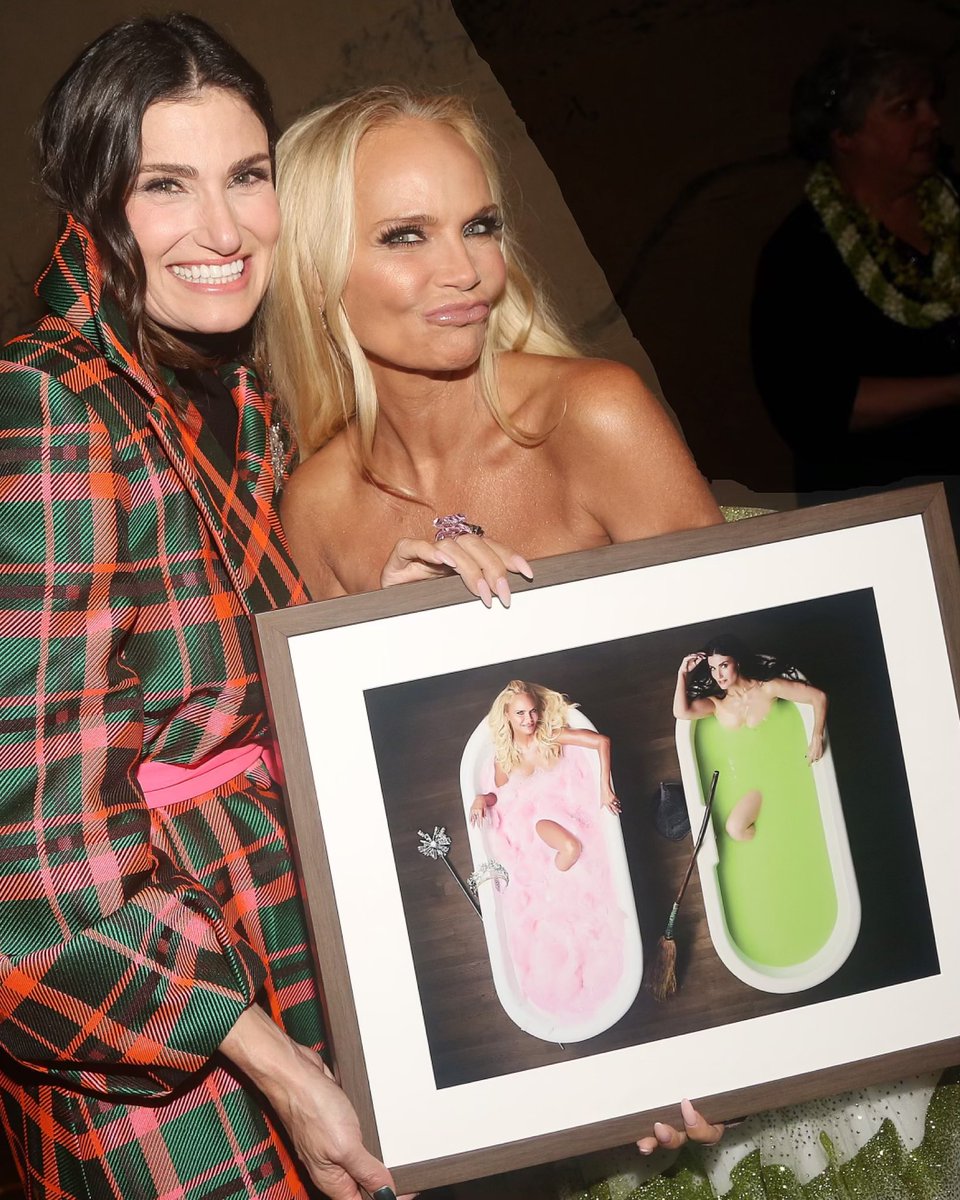 KChenoweth's tweet photo. Forever my sister and friend, and today the birthday girl! 🎉 Love you!! @idinamenzel 💚🩷 https://t.co/STrpWuqlmP