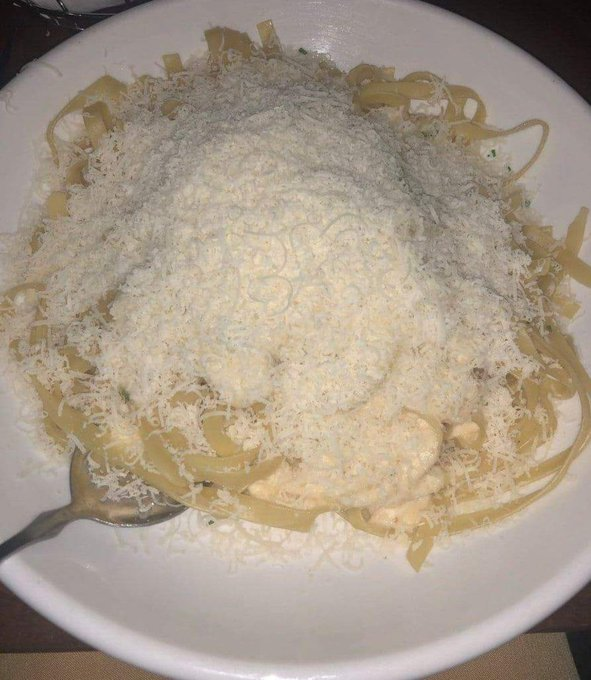 itsD3lay's tweet photo. que nadie t diga cuánta pasta le tienes que poner a tu queso https://t.co/6w4v2M9L1y