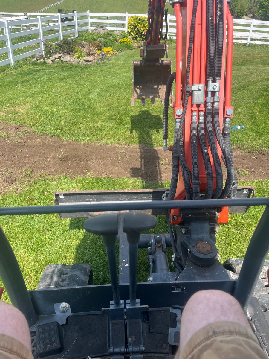 519Furnace's tweet photo. Propane tank and underground gas line work in East Garafraxa 🔥

Trenched from the tank area to the house for a proper gas line route before final hookup.

Clean prep matters before the line gets buried.

#519Furnace #EastGarafraxa #Propane #GasLine #HVAC https://t.co/HD82Q0aqMj