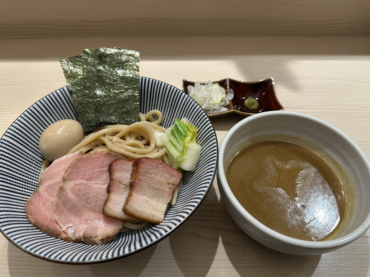 長男、もんたいちお　つけ麺専門店　社員1名募集中 tweet media