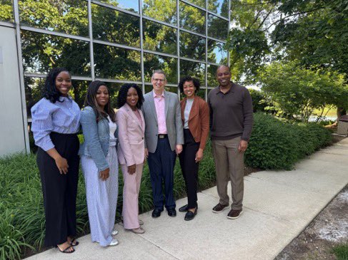 AAPMR's tweet photo. Busy weekend at AAPM&R HQ! 

Thank you to our Quality and Research Committee, Inclusion and Engagement Committee, and Access, Impact & Opportunity Committee for meeting over the past few days. Your collaboration and dedication help keep the specialty moving forward!

#physiatry #pmr