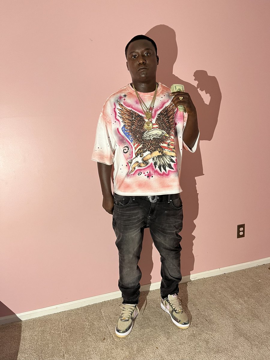 myates351's tweet photo. 💕🏚️ https://t.co/dRO8hvARrS