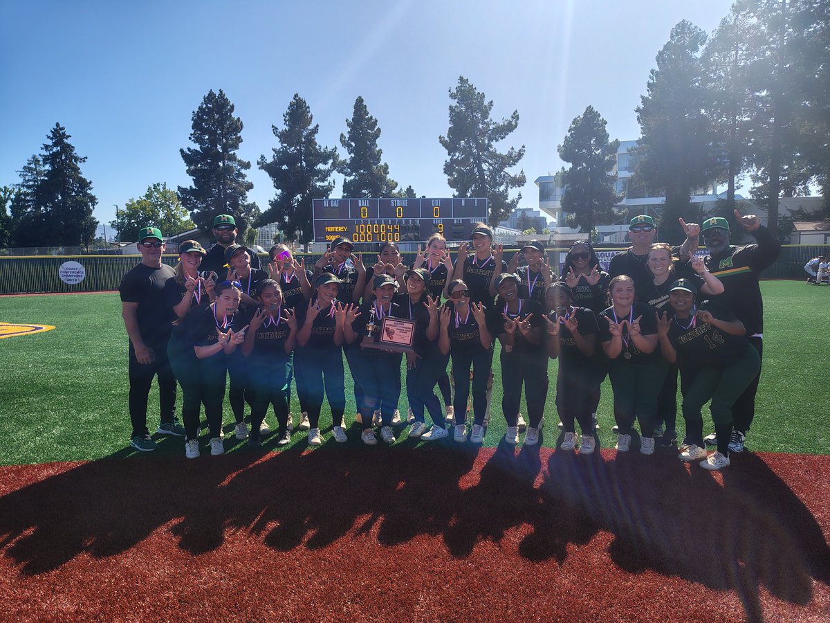 cifccs's tweet photo. CCS D3 Softball Champions the Monterey High School Dores @montereyathlet1 9-3 over the Soquel Knights @SportsSoquel . https://t.co/CGU8nLWwPS