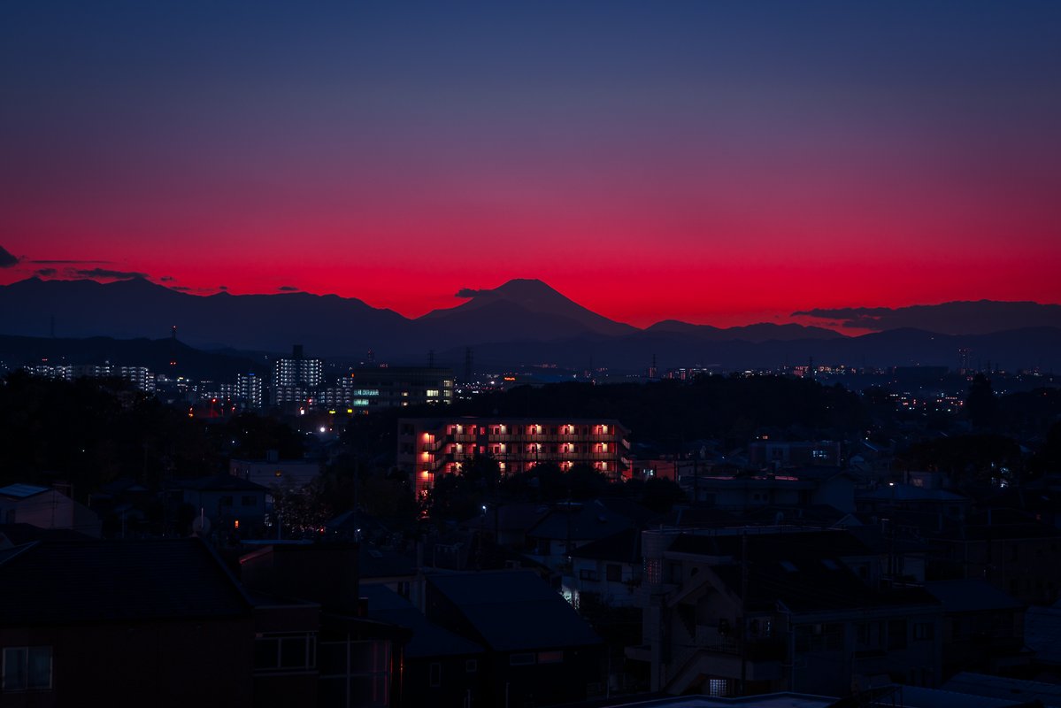 TOKYOLUV tweet picture