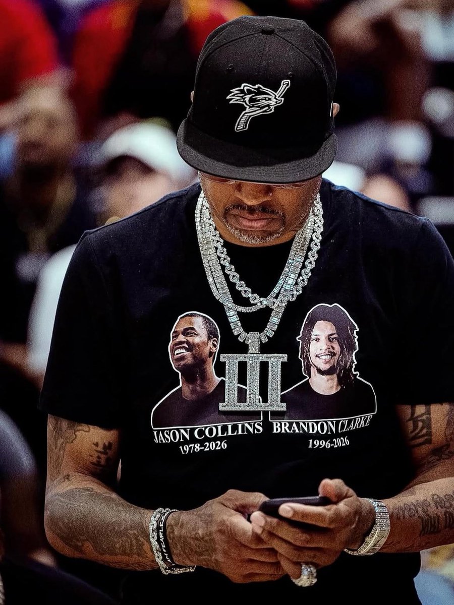 NBAdabad's tweet photo. Allen Iverson homenageando Brandon Clarke e Jason Collins ♥️ https://t.co/eP9RZUW1je