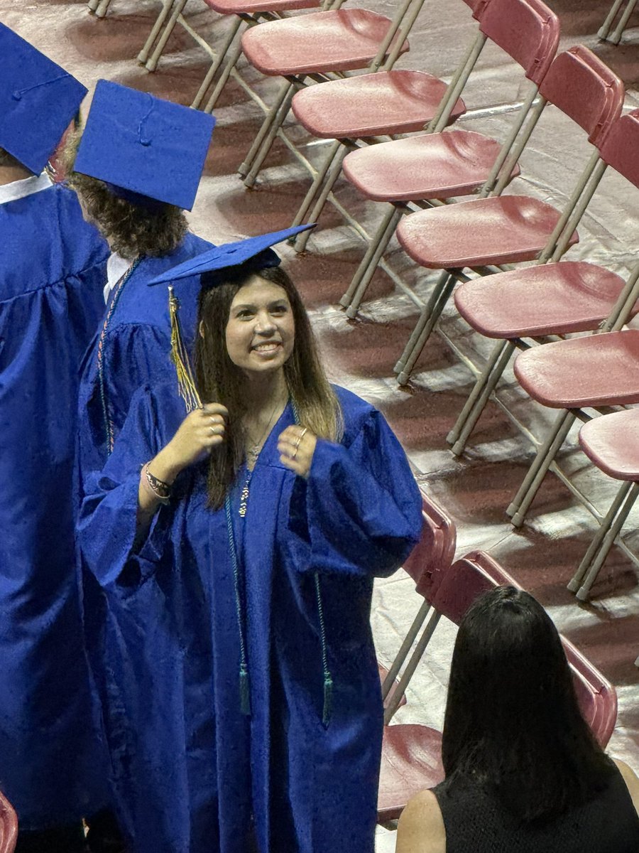 jeffrey_siebert's tweet photo. Congratulations to Maddie and the Samuel Clemens High School 2026 Graduating Class! Charge into the future with purpose, courage, and the unstoppable belief to do good! #Graduation2026 https://t.co/PwLxSaVzE5