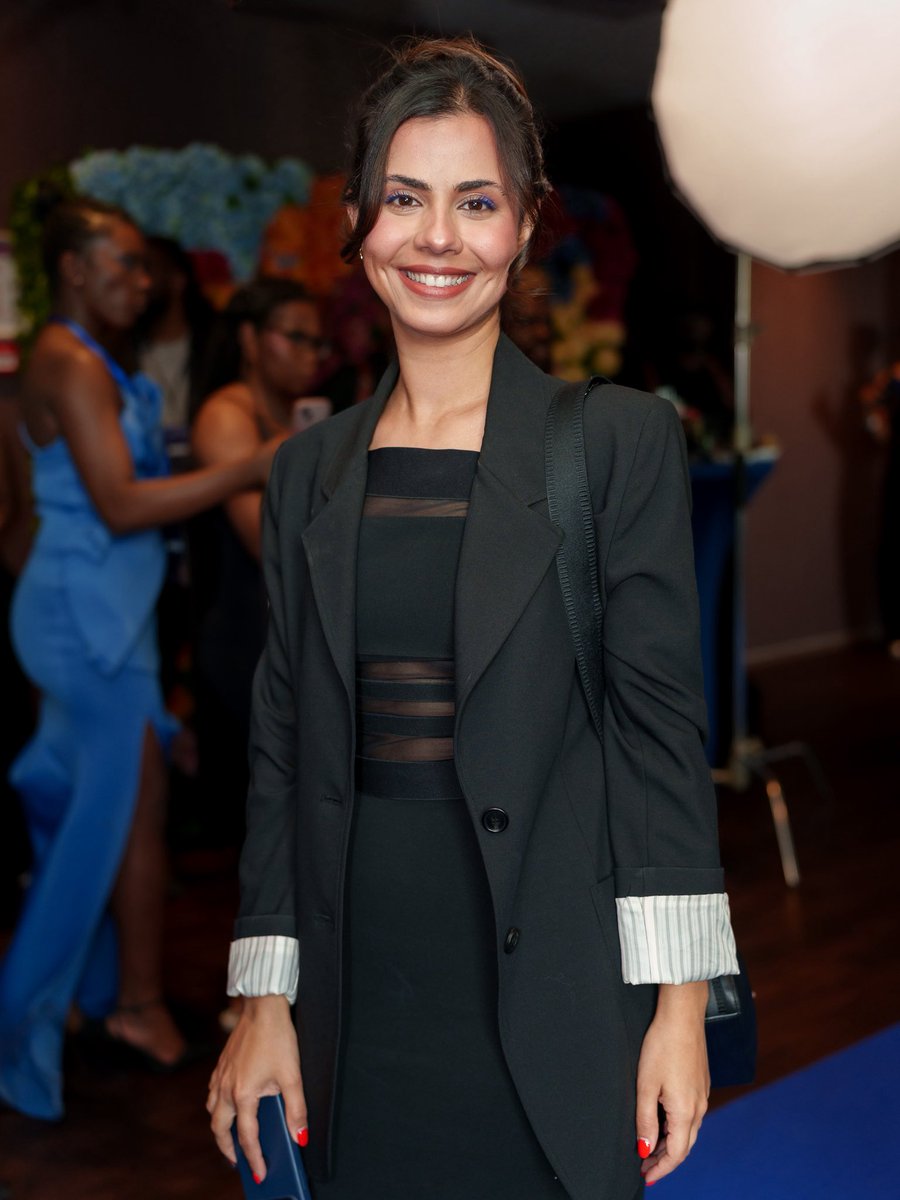 CCCongolaisbxl's tweet photo. ⭐️ NYOTA AWARDS : L’ÉLÉGANCE AU MAXIMUM 🥶✨

Style. Identité. Charisme.✨

Quand la communauté se rassemble, le sens du style passe à un autre niveau. 

L’histoire est écrite.🖋️

PHOTOGRAPHE 📸 : KUTENDAKANA 

1/5
#NyotaAwards #PremiereEdition #OOTD #CentreCulturelCongolais https://t.co/9A0n0VYoE5