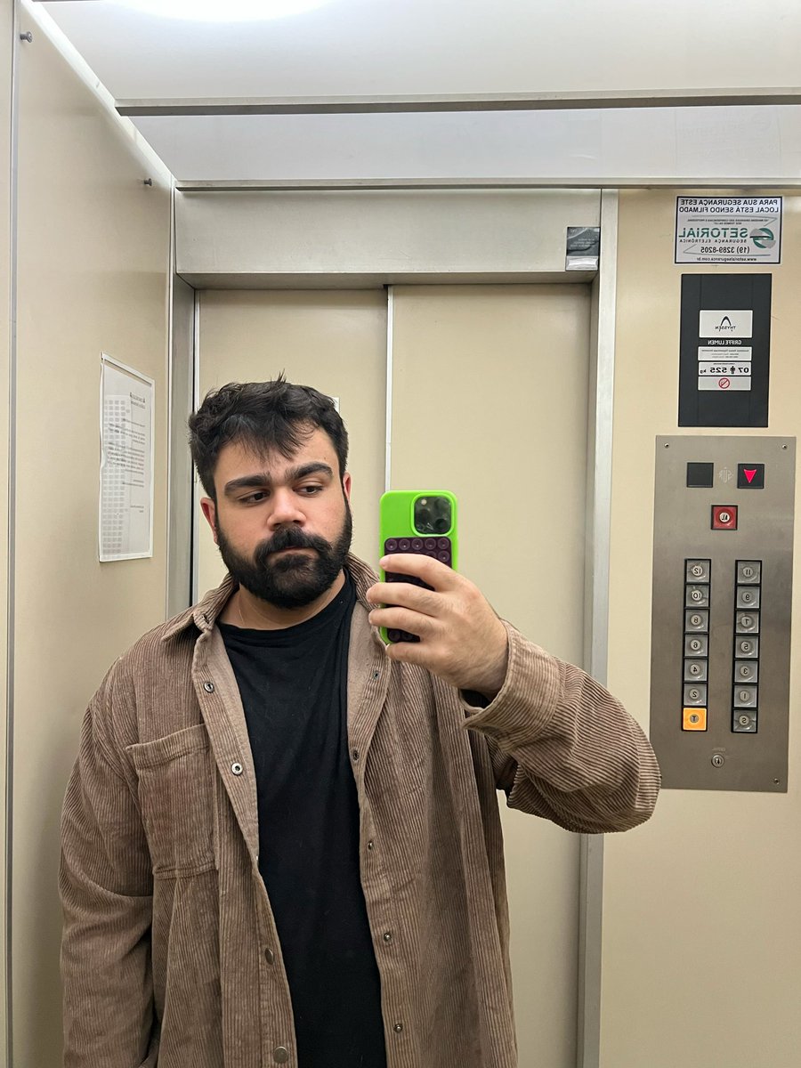 ghostbpv's tweet photo. Tô odiando meu cabelo curto nossa https://t.co/uWgQ2r9Zek